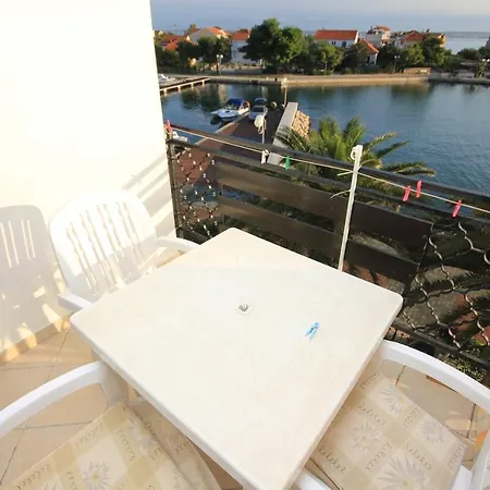 דירה By The Sea Poljana, Ugljan - 8450
