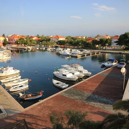 By The Sea Poljana, Ugljan - 8450 Apartamento Preko